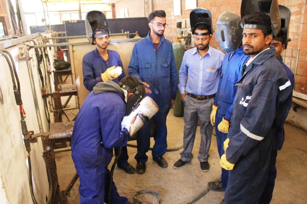 Advance Welding (Arc & Argon)